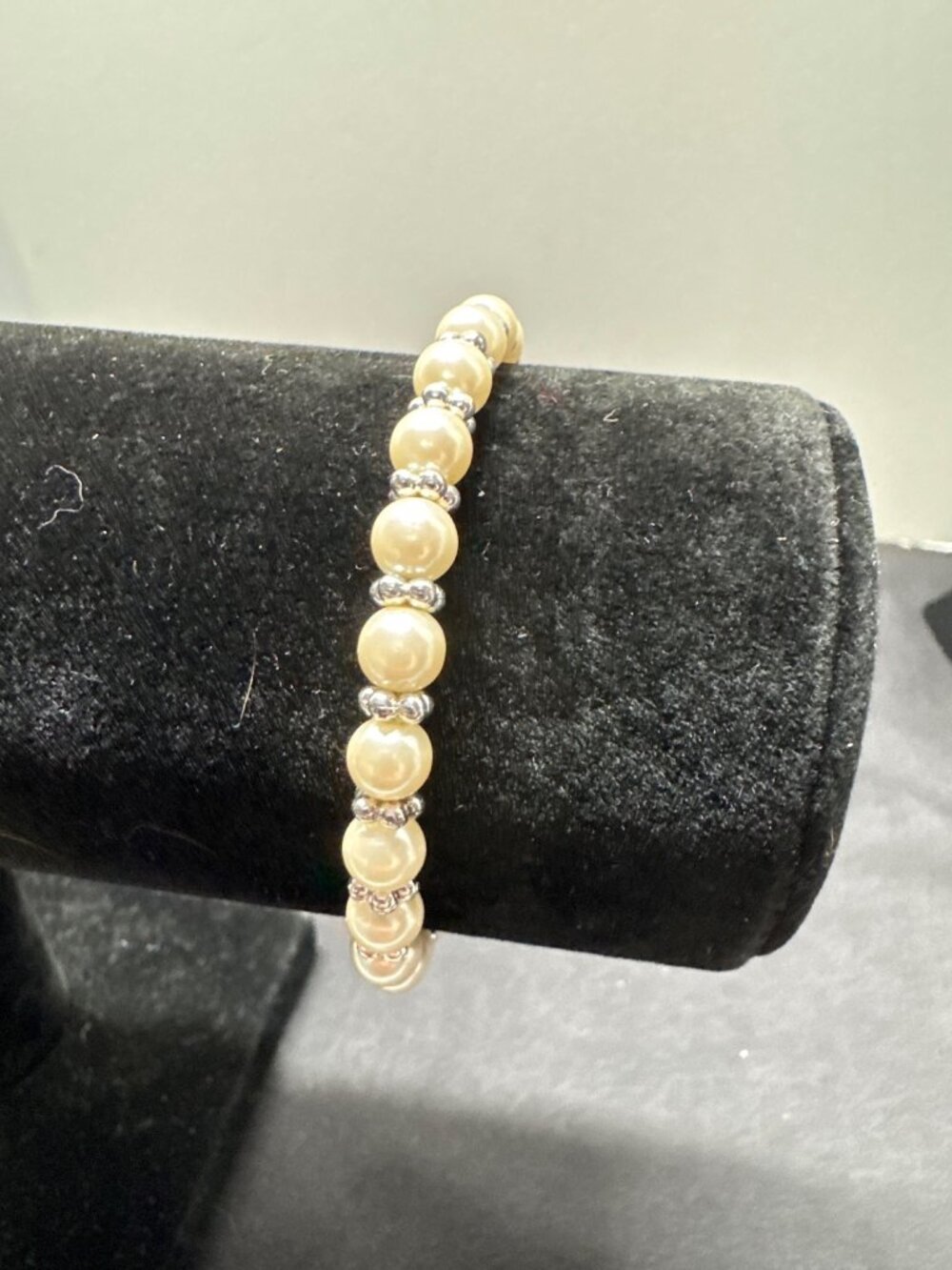 Napier Faux Pearl & Silver-Tone Bracelet With Rhinestone Accents Lobster Clasp C